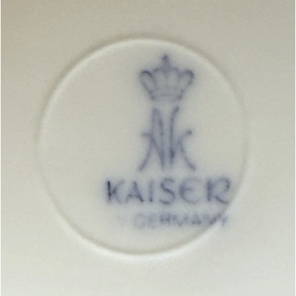Vintage AK Kaiser Porzellan Germany White Bisque Relief Floral Vase 384/15 6